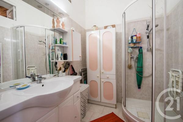 Appartement F3 à vendre  3 pièces - 64,41 m 2   NICE  - 06