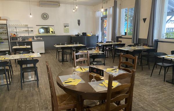 BAR-RESTAURANT-PIZZERIA ST-FORTUNAT-SUR EYRIEUX (07)