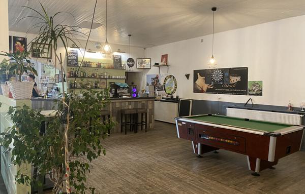 BAR-RESTAURANT-PIZZERIA ST-FORTUNAT-SUR EYRIEUX (07)