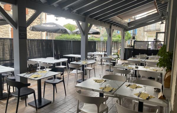 BAR-RESTAURANT-PIZZERIA ST-FORTUNAT-SUR EYRIEUX (07)