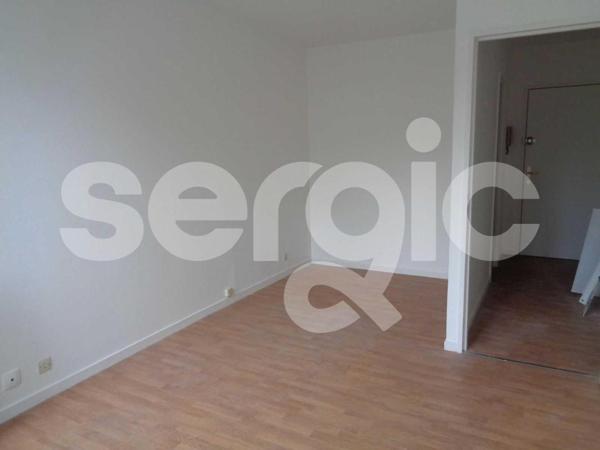 Location 1 Pieces 32 59370 Mons En Baroeul 15 0554 01 0030