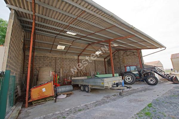 Propriété à vendre à proximité de Médis sur 7800 m² face à la campagne et à 15 mn de ROYAN.