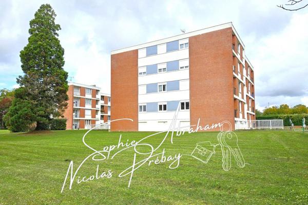 Bel appartement  2 pièces, cave et parking à PITHIVIERS