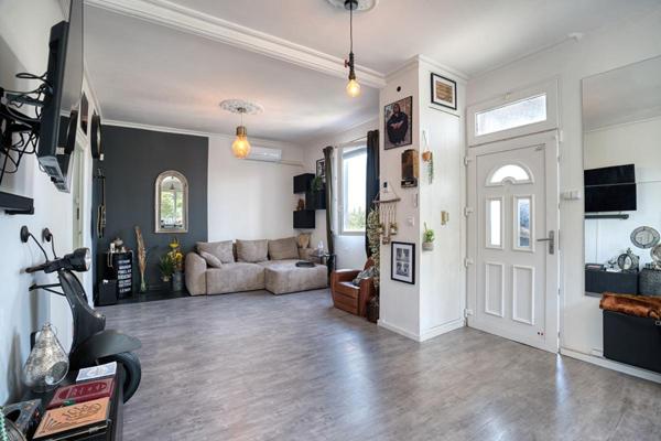 Maison au calme avec potentiel locatif  dans un écrin de verdure