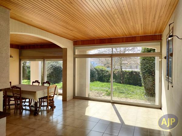 Vente maison La Roche Sur Yon : 333 000 € - AJP Immobilier La Roche-sur-Yon