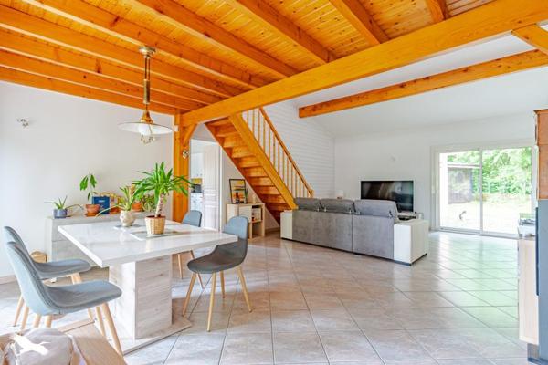 Maison à vendre 448 500 € Artigues-près-Bordeaux 6 p 180 m² DPE C