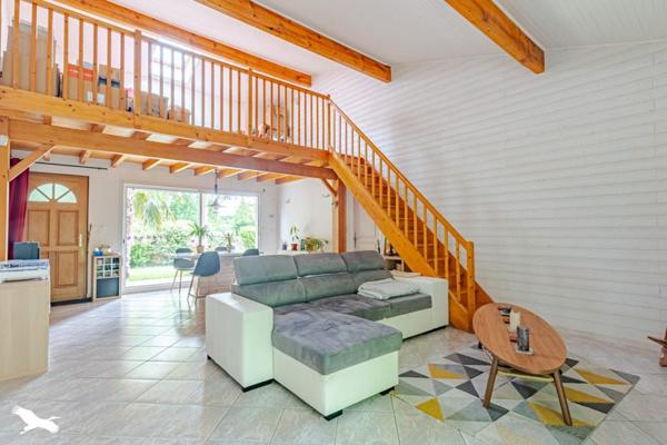 Maison à vendre 448 500 € Artigues-près-Bordeaux 6 p 180 m² DPE C