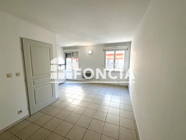 Location Studio 21.84 m² - RUE TRINCHERO Toulon 83100