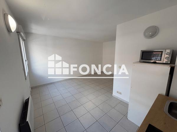 Location Studio 21.84 m² - RUE TRINCHERO Toulon 83100