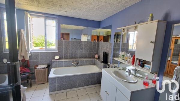 Maison à vendre 7 pièces 170 m² Forges-les-Eaux
