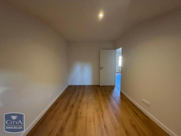 Appartement à louer 3 pièces 70.9m²