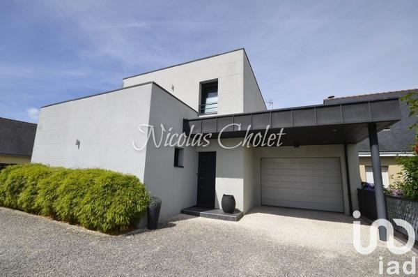 Maison d’architecte 7 pièces de 165 m² à Saint-Clément-de-la-Place (49370)