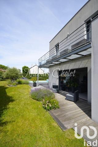 Maison d’architecte 7 pièces de 165 m² à Saint-Clément-de-la-Place (49370)