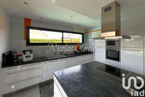 Maison d’architecte 7 pièces de 165 m² à Saint-Clément-de-la-Place (49370)