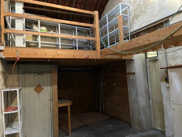 LUCON COEUR DE VILLE BEL APPARTEMENT PLAIN PIED 50M²/1 CHAMBRE AVEC PATIO ET GARAGE CHARGES COMPRISES