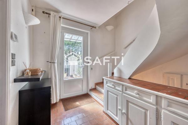 Belle maison familiale de 240 m² avec jardin, terrasses et dépendances