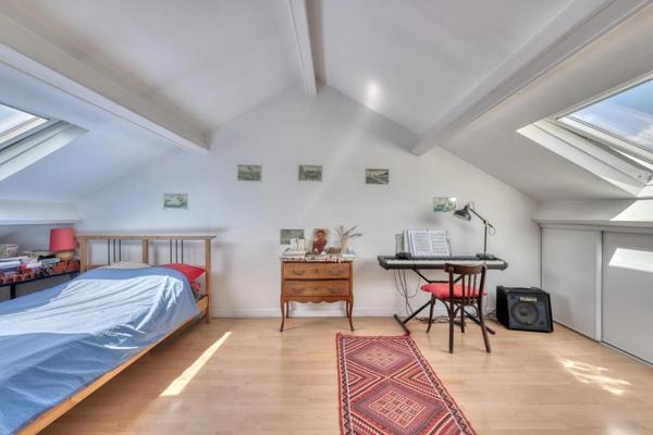 Belle maison familiale de 240 m² avec jardin, terrasses et dépendances