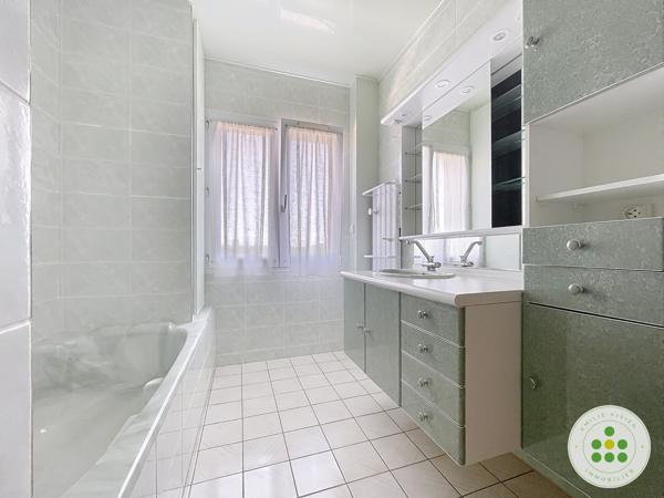 Maison 9 pièces - 209 m²