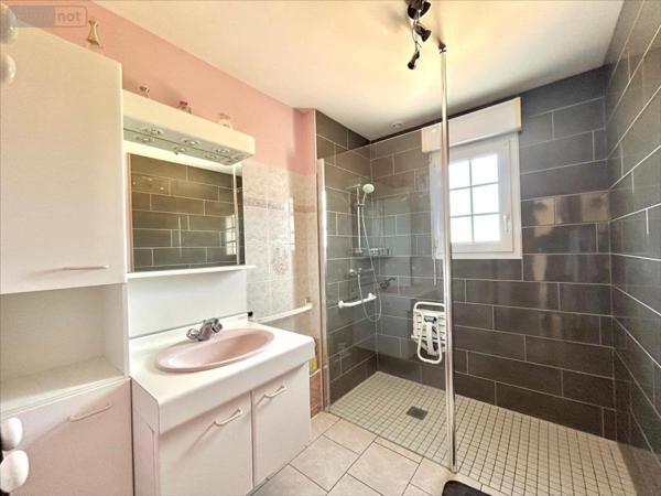 Maison à vendre à Saint-Sauveur-le-Vicomte dans la Manche (50390), ref : 50061-1086379