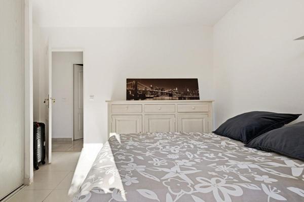 En exclusivité Villa comprenant T4 + T2 + Studio et piscine à vendre à Cogolin