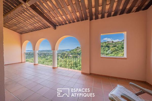 Duplex sur le Golf, avec terrasses et aperçu mer