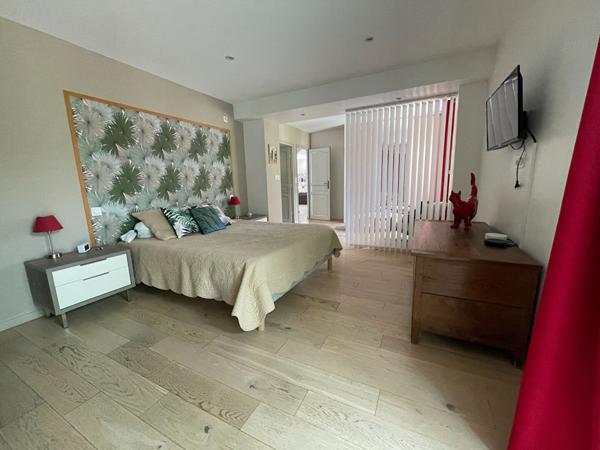 Maison à vendre à Ploeren vie de plain pied 4 chambres jardin 1300 m² environ sans vis-à-vis