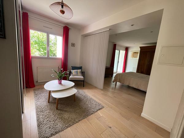 Maison à vendre à Ploeren vie de plain pied 4 chambres jardin 1300 m² environ sans vis-à-vis