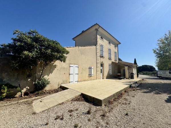 Charmante propriété en pleine nature, proche sainte-Cécile les vignes Sainte-Cécile-les-Vignes (84290)