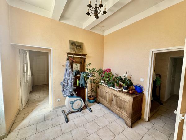 Charmante propriété en pleine nature, proche sainte-Cécile les vignes Sainte-Cécile-les-Vignes (84290)