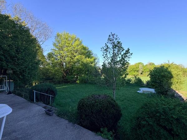Ancienne ferme Jurassienne au calme