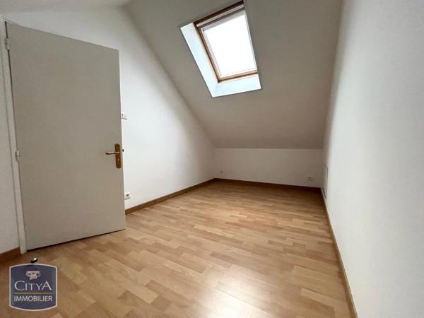 Maison à louer 3 pièces 90m² Vierzon (18100)