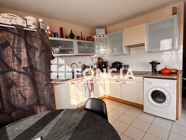 Location Maison 3 pièces 78 m² - COMMELLE Porte-des-bonneveaux 38260