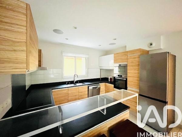 Location appartement 5 pièces 117 m² Annecy-le-Vieux