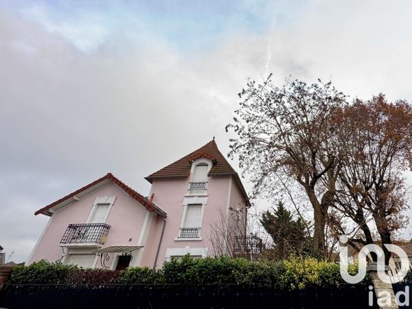 Demeure 8 pièces de 190 m² à Drancy (93700)