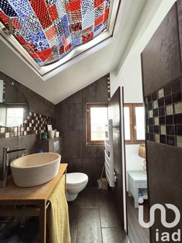 Demeure 8 pièces de 190 m² à Drancy (93700)