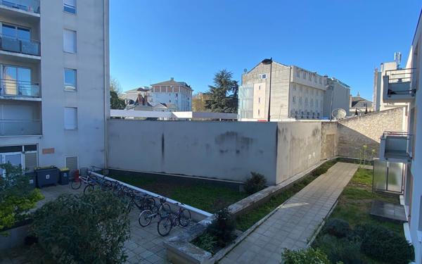 Appartement à louer    2 pièces •  Tours