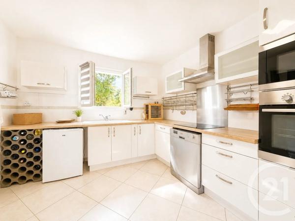 Maison à vendre  6 pièces - 111,66 m 2   MONCALE  - 202