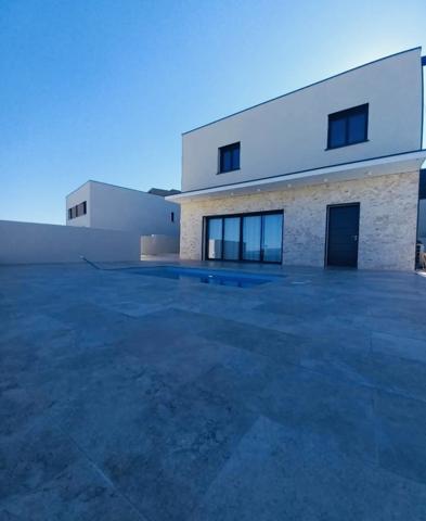 Maison 4 pièces à vendre Narbonne - 11100 / Réf: 01-4184