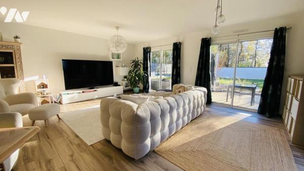 Élégance et modernité – Maison 2023 de 159 m² avec suite parentale et volumes généreux