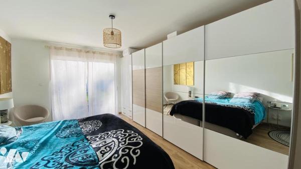 Élégance et modernité – Maison 2023 de 159 m² avec suite parentale et volumes généreux