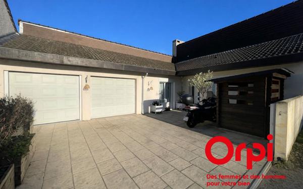 Maison à vendre    7 pièces •  Élancourt