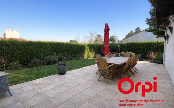 Maison à vendre    7 pièces •  Élancourt