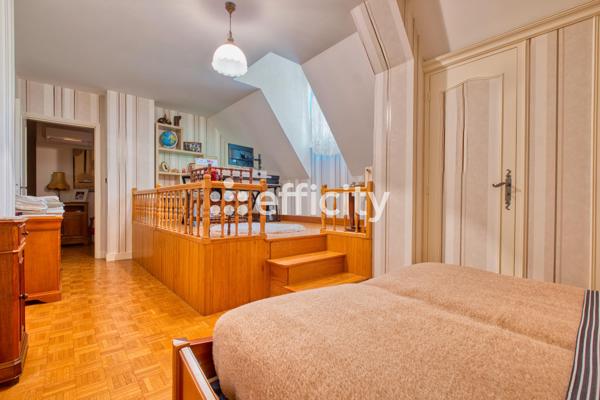 Maison 8 pièces - 200 m²