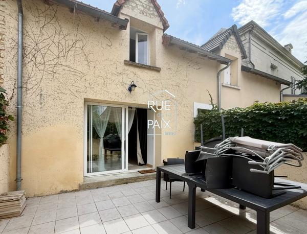 86530 NAINTRE Charmante maison avec cour à Naintré