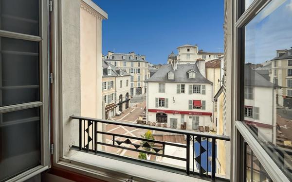 Appartement à vendre    2 pièces • 32 m2 Pau