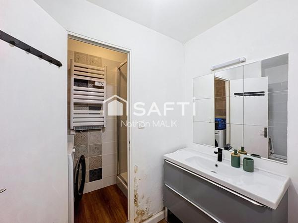 Grand T2 de 61 m² avec cour extérieure