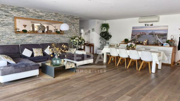 A vendre Villa d'architecte à Périgueux de plain-pied avec jardin