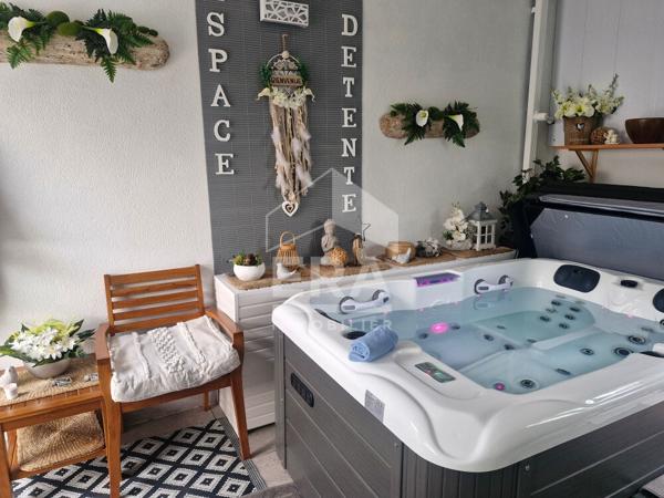 A vendre Villa d'architecte à Périgueux de plain-pied avec jardin