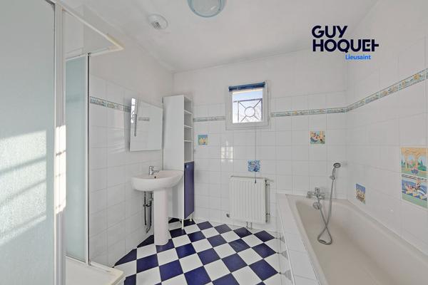 Magnifique maison spacieuse à vendre à Lieusaint - 5 chambres, jardin et garage