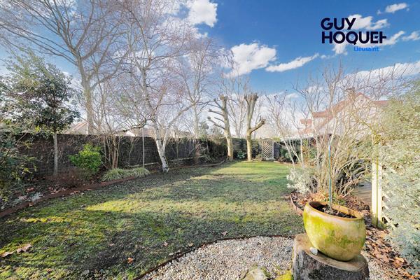 Magnifique maison spacieuse à vendre à Lieusaint - 5 chambres, jardin et garage